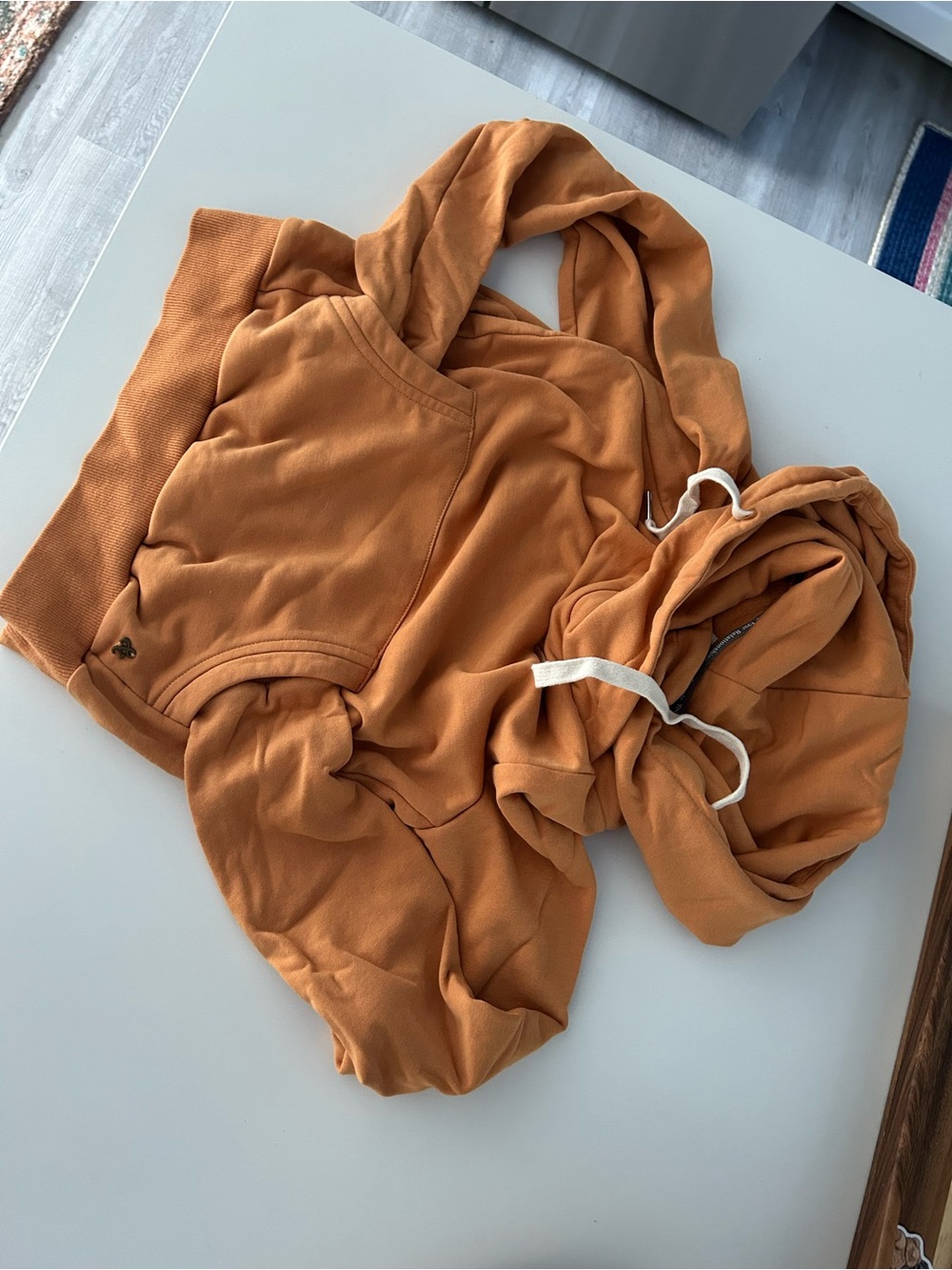 AMPERSAND AVE Women's Hoodie in yellow Orange